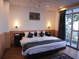 The Glass House Gethia