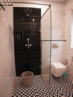 The Glass House Gethia