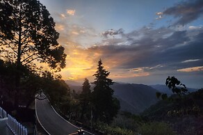 The Glass House Gethia