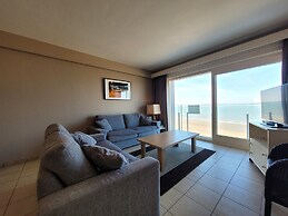 Apartment With Terrace in Middelkerke