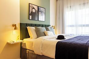 Charlie Bothanic Campo Belo