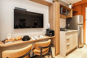 Charlie GlassArt Perdizes