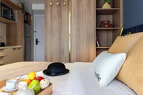 Charlie  Lumiere Klabin