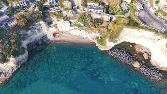 Chiaia Di Rose Rooms & Apartment