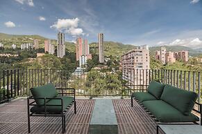 The Somos Loho Hotel