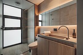 The Somos Loho Hotel