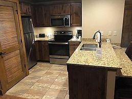 Smoky Mountain Resort Luxury Cabin