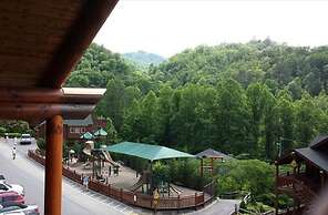 Smoky Mountain Resort Luxury Cabin