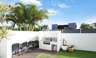 Noosa Parade Holiday Inn