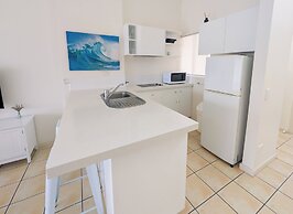 Noosa Parade Holiday Inn