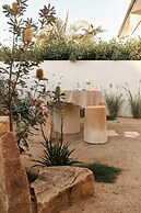 Noosa Parade Holiday Inn