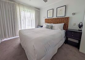 Noosa Parade Holiday Inn