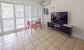 Noosa Parade Holiday Inn