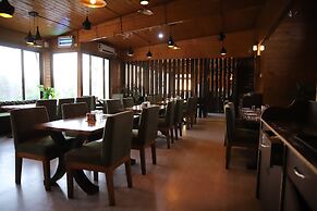 Rishat Sngi Orchid Resort, Shillong