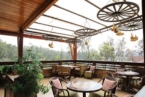 Rishat Sngi Orchid Resort, Shillong