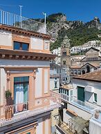 ABBRACCIO Amalfi Boutique Retreat