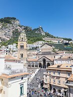 ABBRACCIO Amalfi Boutique Retreat