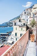 ABBRACCIO Amalfi Boutique Retreat