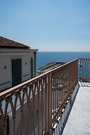 ABBRACCIO Amalfi Boutique Retreat