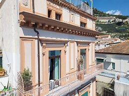 ABBRACCIO Amalfi Boutique Retreat