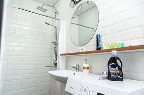 Cute Ground Floor with Free Parking