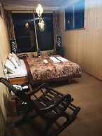 Sheenwoods Riverside Resort & Spa