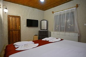 Glory Art Stone House