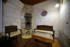 Glory Art Stone House