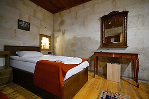 Glory Art Stone House