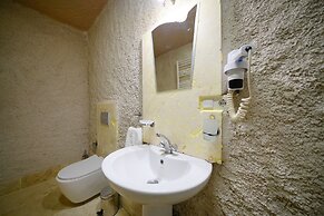 Glory Art Stone House