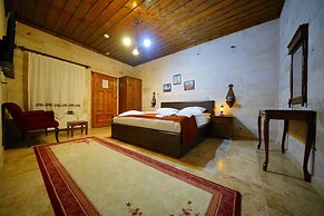 Glory Art Stone House