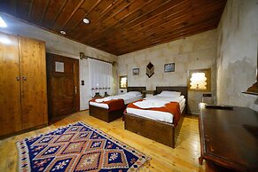 Glory Art Stone House