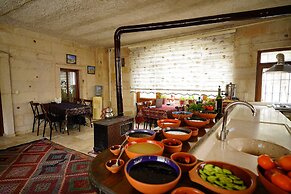 Glory Art Stone House