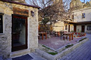 Glory Art Stone House