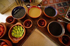 Glory Art Stone House