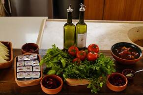 Glory Art Stone House