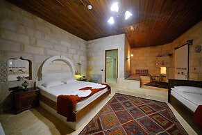 Glory Art Stone House