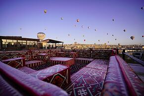 Glory Art Stone House