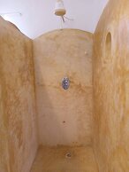 Four shells apartments diani