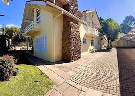 Pousada Maison Suisse