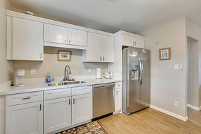 Centrally Located Oasis 1 Mi to Shadow Mountain!