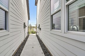 6 Mi to Hospitals: Nurse-friendly Houston Home!