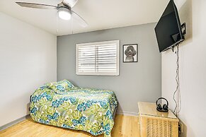 4 Mi to Public Beach: Cape Coral Paradise!