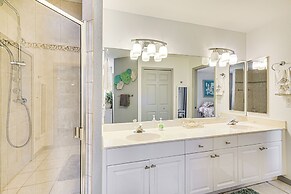 4 Mi to Public Beach: Cape Coral Paradise!