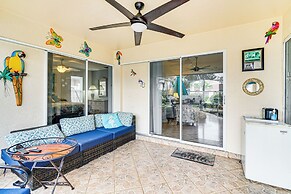 4 Mi to Public Beach: Cape Coral Paradise!