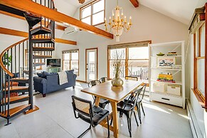 2 Mi to Stone Harbor Beach: Lovely Bayfront Home