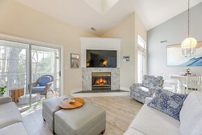 Spacious Sea Colony Condo w/ Pool Access!