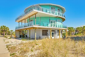 Walk or Bike to Shore: Pensacola Beach Retreat!