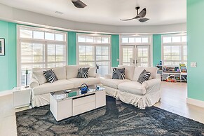 Walk or Bike to Shore: Pensacola Beach Retreat!