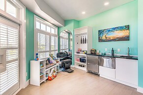 Walk or Bike to Shore: Pensacola Beach Retreat!